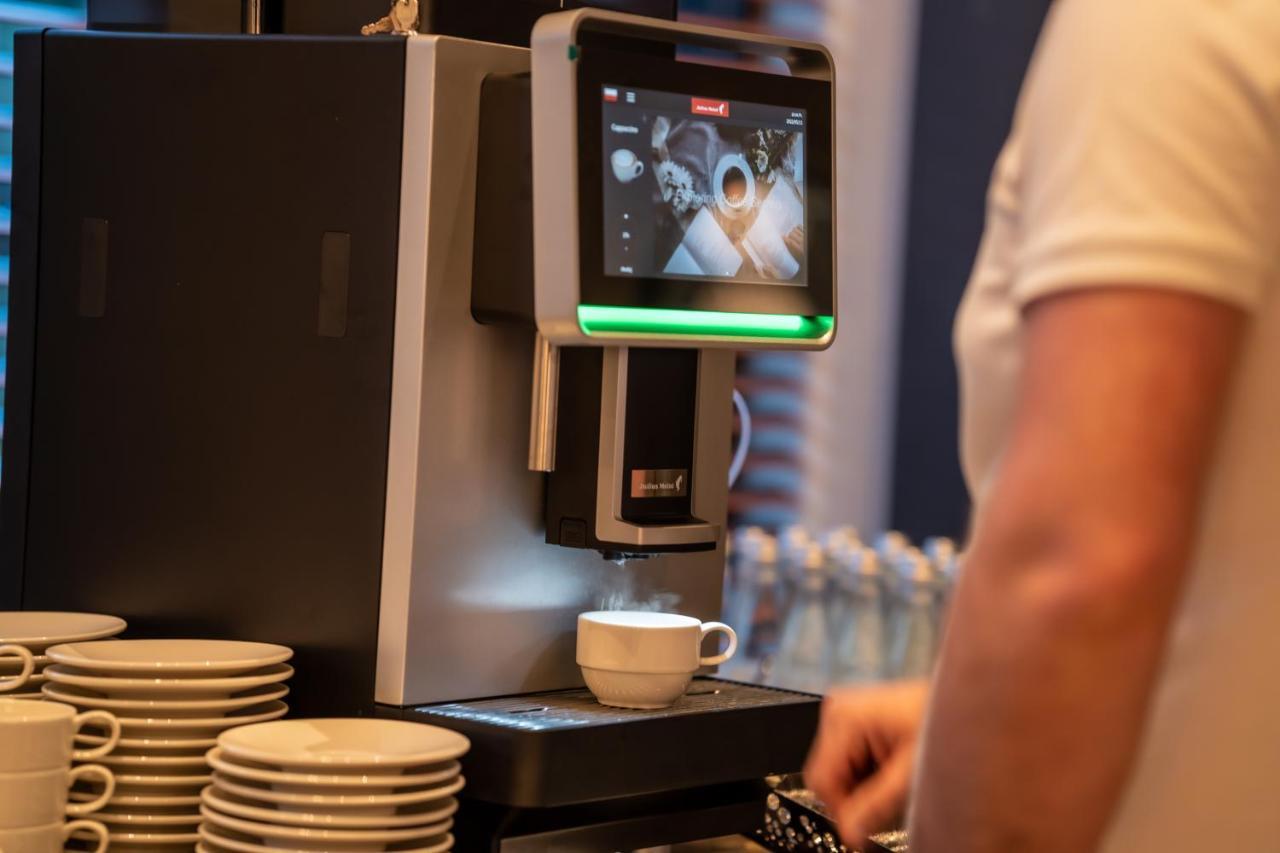 Belmonte Hotel Krynica-Zdroj Экстерьер фото A coffee machine