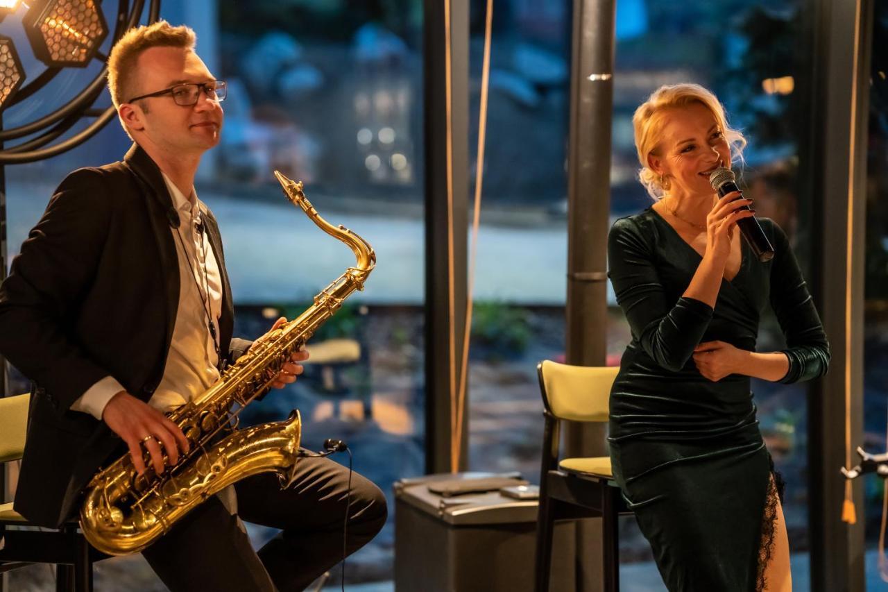 Belmonte Hotel Krynica-Zdroj Экстерьер фото The band in 2017